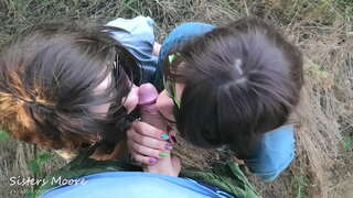 Exterior Mamada, Cum boca, Cum besar - estic compartint el meu Marit amb el meu StepSis, xuclar marit polla - POV 3some bj Germanastres Moore