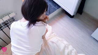 Flac adorable morena sexy bodysuit i les ulleres li encanta tenir sexe apassionat, xuclar una polla i sentir una polla en el seu petit cony fins que ella té semen a la seva dolça cul Flac adorable morena sexy bodysuit i les ulleres li encanta tenir sexe apassionat, xuclar una polla i sentir una polla en el seu petit cony fins que ella té semen a la seva dolça cul