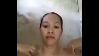 ���ස්සන සෙල්ලම් ඔබේ ඇගේ pyssy