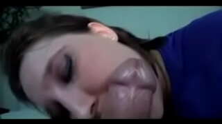 Mindy მიშელ ლამაზი ტრაკი